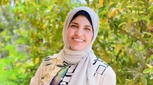 «انخدعنا».. دينا شحاتة تكشف خبايا الحب والخسارة في بورسعيد