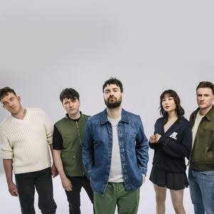 «مش هتفضل 19 سنة للأبد».. حكاية أغنية صنعت مجد Courteeners