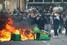 اتساع الاحتجاجات الطلابية في فرنسا واستخدام الغاز المسيل للدموع
