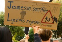 استمرار احتجاجات الثانويات في فرنسا وحوار حكومي مكثف