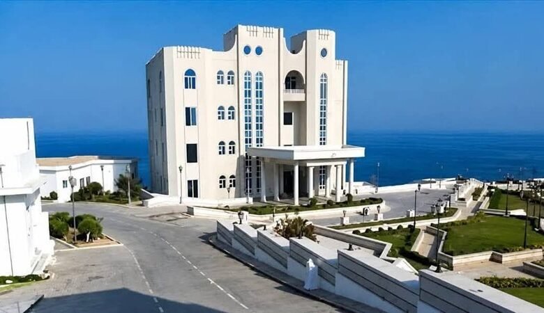 حصيلة دامية لهجوم حوثي على قصر المعاشيق بعدن