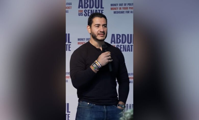 عبدالرحمن السيد يرد بحزم على سؤال حول الإخوان