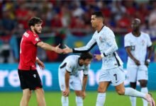 رونالدو يدعم كفاراتسخيليا بعد إصابته الخطيرة بالرباط الصليبي