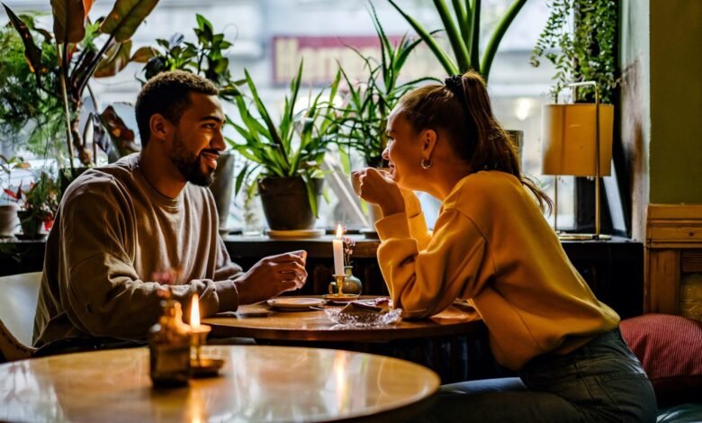 كيف يغير الذكاء الاصطناعي عالم المواعدة والبحث عن الشركاء